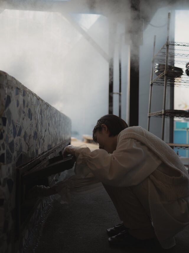 .
—————————  6月4日は蒸しの日♨️  塒が位置するここ鉄輪では、約1ヶ月間を通し街のあちこちで"蒸し"にまつわるプログラムが開催される『かんなわ蒸し通りずむ』が今年も始まりました。  湯けむりの路地にこぼれる街の活気に、きっと心も身体も温まる
普段より少しだけ特別な鉄輪で、お待ちしています🕊️  —————————  #かんなわ蒸し通りずむ #大分ホテル #別府ホテル #別府 #beppuhotelnegura #oita #beppu  #오이타여행 #벳푸호텔 #벳푸여행 #女子旅 #ねぐらいふ #negulife #別府ホテル塒 #벳푸호텔네구라
